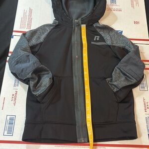 RUSSELL HOODIE SWEATER -SEARCH ALL KIDS ITEMS FOR HUGE BUNDLE KIDS DISCOUNTS 🥳🥳🥳